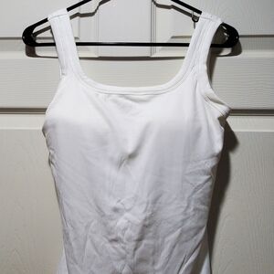 Elegant White Ribbed Tank Top for Women